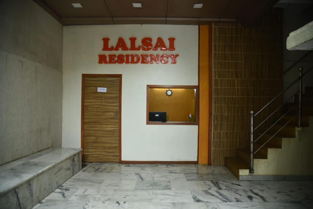 Lalsai Residency Andheri Mumbai Eksteriør bilde